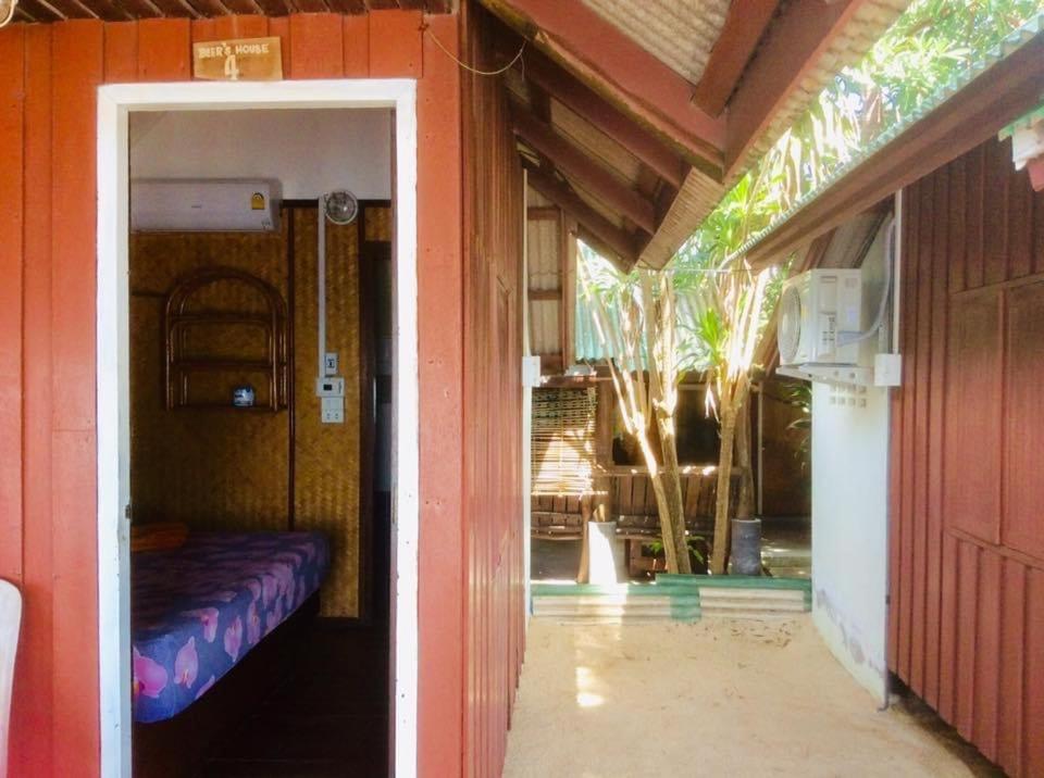 Beer'S House Bungalows เบียร์เฮ้าส์บังกะโล Ban Lamai Exteriör bild