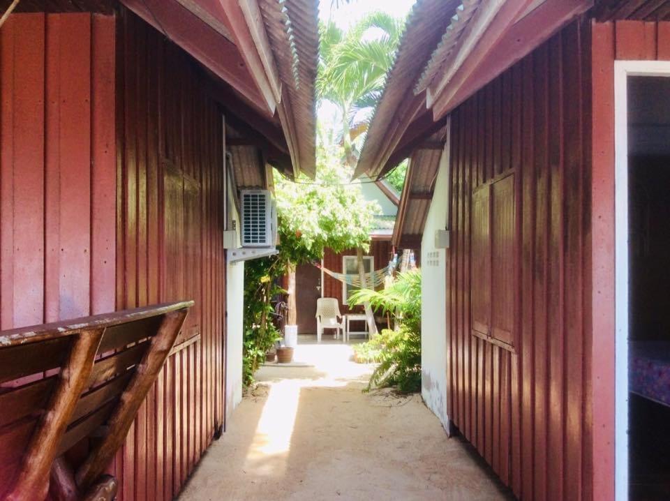 Beer'S House Bungalows เบียร์เฮ้าส์บังกะโล Ban Lamai Exteriör bild