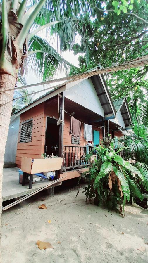 Beer'S House Bungalows เบียร์เฮ้าส์บังกะโล Ban Lamai Exteriör bild