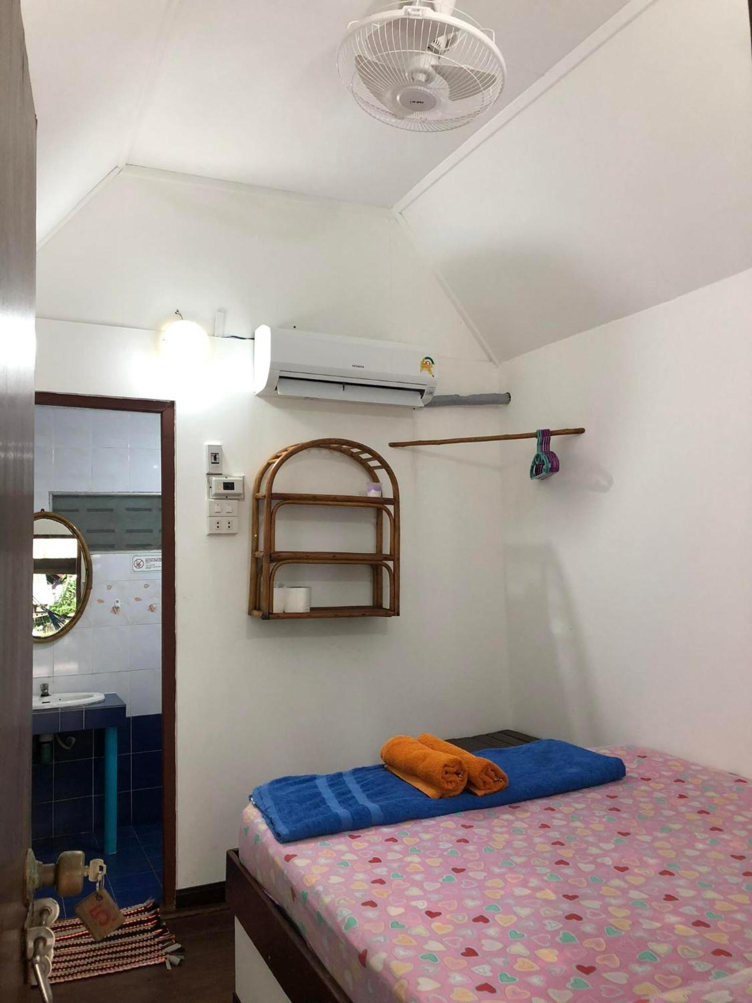 Beer'S House Bungalows เบียร์เฮ้าส์บังกะโล Ban Lamai Exteriör bild